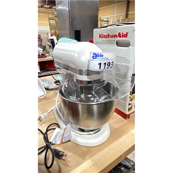KITCHENAID ARTISAN 5 QUART 4.7L ELECTRIC COUNTERTOP TILT-HEAD STAND MIXER WITH BOWL & ATTACHMENTS
