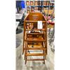 Image 2 : 3 DARK WOOD COMMERCIAL RESTAURANT FLOOR STANDING HIGH CHAIRS