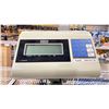Image 3 : ULINE H-670 COMMERCIAL ELECTRIC DIGITAL WEIGHT SCALE *MISSING FRONT FOOT*