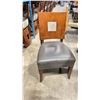 Image 1 : 8 DARK WOOD PADDED SQUARE BACK COMMERCIAL RESTAURANT SIDE CHAIRS