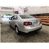 Image 20 : 2008 VW JETTA, SILVER, 274325 KMS, FRONT WHEEL DRIVE. - P008946