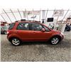 Image 11 : 2007 SUZUKI SX4, ORANGE, 232518 KMS, FRONT WHEEL DRIVE. - D100419