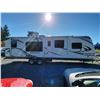 Image 2 : 2013 DENALI TRAVEL TRAILER, WHITE . - D312511
