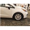 Image 25 : 2015 KIA RIO, WHITE, 150215 KMS, FRONT WHEEL DRIVE. - D429876
