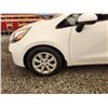 Image 31 : 2015 KIA RIO, WHITE, 150215 KMS, FRONT WHEEL DRIVE. - D429876
