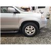 Image 25 : 2002 ACURA MDX, SILVER, 197084 KMS, FOUR WHEEL DRIVE. - D529553