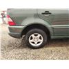 Image 25 : 2001 MERCEDES ML320, GREEN,  300690 KMS, ALL WHEEL DRIVE. - B277450