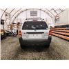 Image 16 : 2006 FORD ESCAPE, WHITE, 247267 KMS, FOUR WHEEL DRIVE. - DC08026