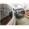 Image 40 : 2006 FORD ESCAPE, WHITE, 247267 KMS, FOUR WHEEL DRIVE. - DC08026
