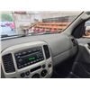 Image 53 : 2006 FORD ESCAPE, WHITE, 247267 KMS, FOUR WHEEL DRIVE. - DC08026