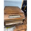 Image 2 : Antique record player/radio, Viking
