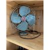 Image 2 : TORCAN antique fan
