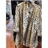 Image 1 : Regal faux fur three XL