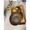 Image 1 : Brass bowl vases
