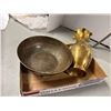 Image 2 : Brass bowl vases