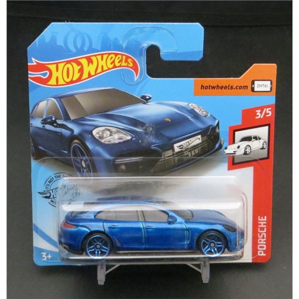 2018 Hot Wheels Porsche Panamera Turbo S E-Hybrid Sport Turismo