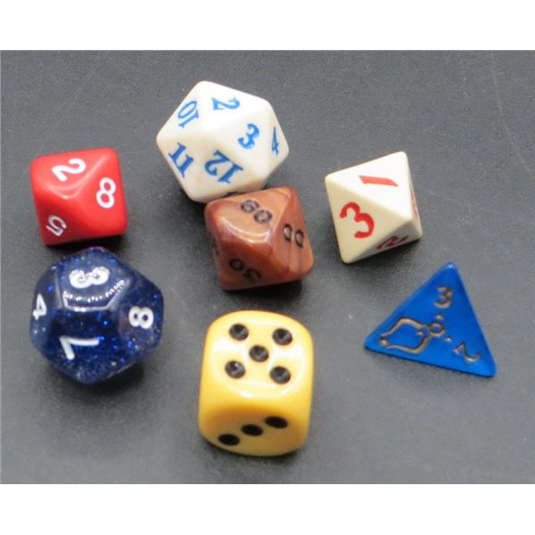 Lot of 7 New Roll playing Game RPG Dice
