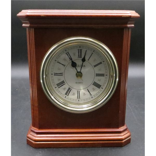Bulova Quartz Desk or Mantel Clock 7" x 5"