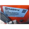 Image 8 : Husquvarna ST 224 Snowblower Used Only a Couple
