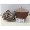Image 1 : Cast Iron Pot And Fish