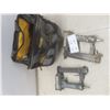 Image 1 : 2 Craftsman Air Nailers And Tool Bag