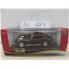 Image 1 : Die – cast Revell 1/24 Scale 1963 Corvette Stingray