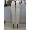 Image 3 : Pair Of Water Skis