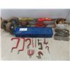 Image 1 : (3) Sandus, Small Toolbox, Brackets, Castors, And Hangers