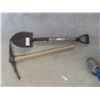 Image 1 : Pick And Shovel