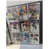Image 4 : 2 Binders filled with hockey cards