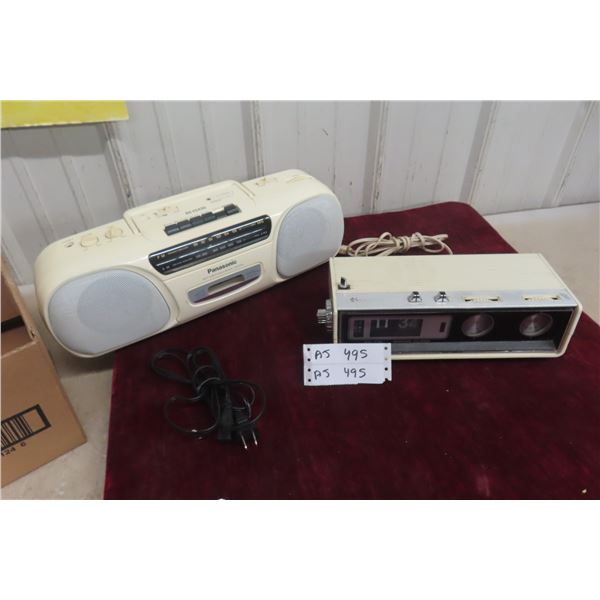 Vintage Sony AM FM Flip Clock Radio & Panasonic Boombox - working