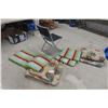 Image 1 : 4 Lounge Chair Cushioins + Folding Chair