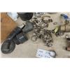Image 10 : Set of 4 Casters, Screws, Brass Connectors, Pipe Clamps, PVC Connector, Elbows, Braided Hoses +