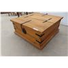 Image 2 : Rustic Coffee Table with Hinged Top for Storage 16'' x 