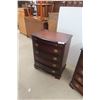 Image 2 : 2 Matching Night Stands 32'' x 25'' x 17'' 