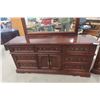 Image 2 : 2 Dressers (1) 32'' x 68'' x 18'' with Mirror 31'' x 47'' , 