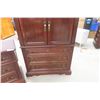 Image 8 : 2 Dressers (1) 32'' x 68'' x 18'' with Mirror 31'' x 47'' , 
