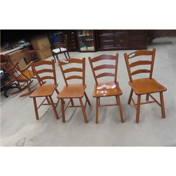 4 Matching Wood Kitchen Chairs