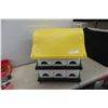 Image 2 : John Deere Plastic Bird House 22'' x 22'' x 20''