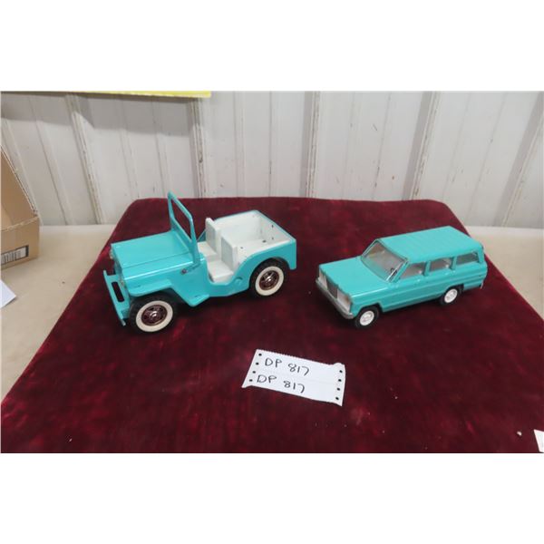 2 Vintage Metal Tonkas: Jeep 4'' x 5'' x 9 1/2'' , 