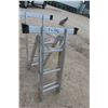 Image 2 : Aluminum Multi Ladder