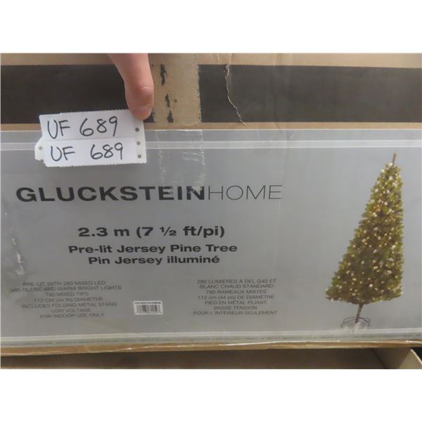 Gluckstein Home 7½ ft Xmas tree