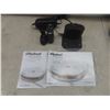 Image 2 : iRobot Roomba vacuum w/ charging dock and manual