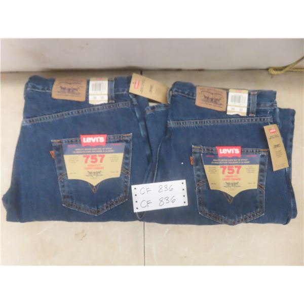 2 pairs of Levi’s 757 jeans new