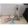 Image 1 : Electric Space Heater, Mickey Mouse Ceiling Fan and