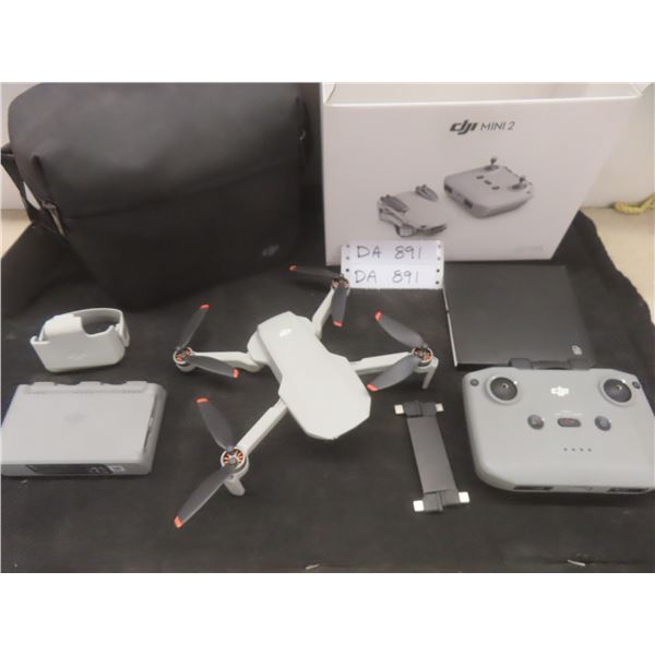 DJI Mini 2 drone w/ batteries and controller working