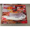 Image 2 : Lot of kitchen items incl. SodaStream, hot dog toaster, etc.