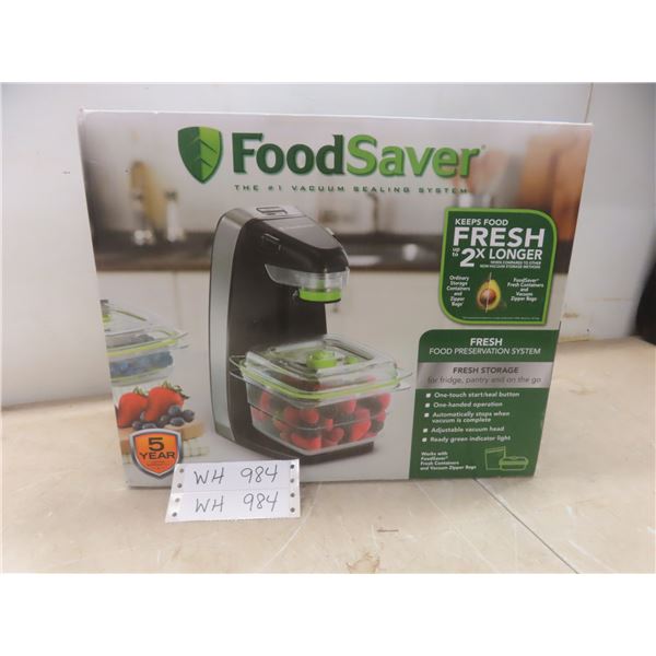 Food Saver vacuum sealing system