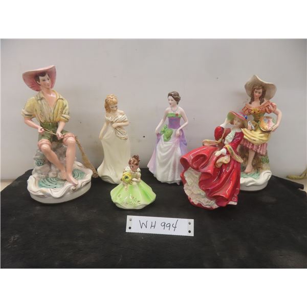 Lot of 3 Royal Doulton figurines and 2 Italian statues