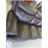 Image 3 : Leather/Leather Style Couch 82'' W